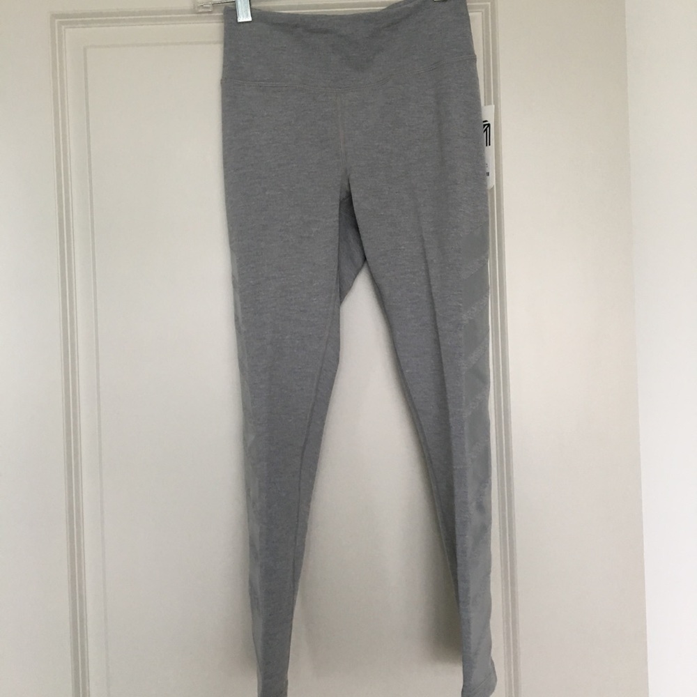 New Balance® for J.Crew performance cropped leggin - Picture 7 of 8